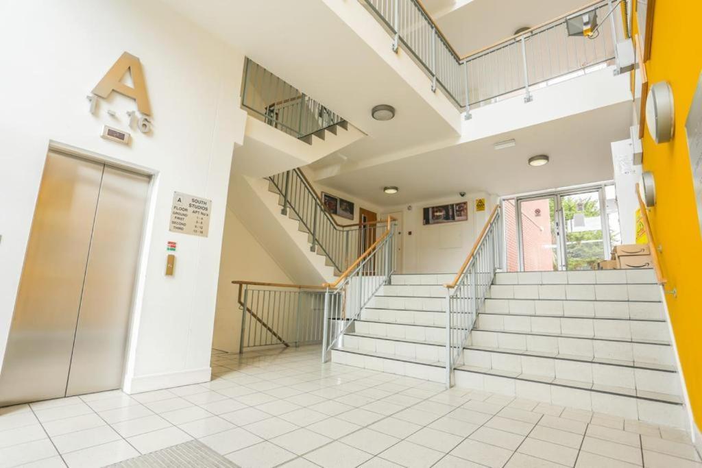 Diamond Apartment Белфаст Екстер'єр фото